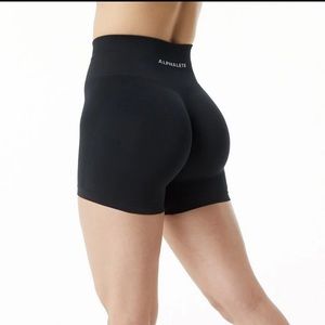 Alphalete Amplify Shorts